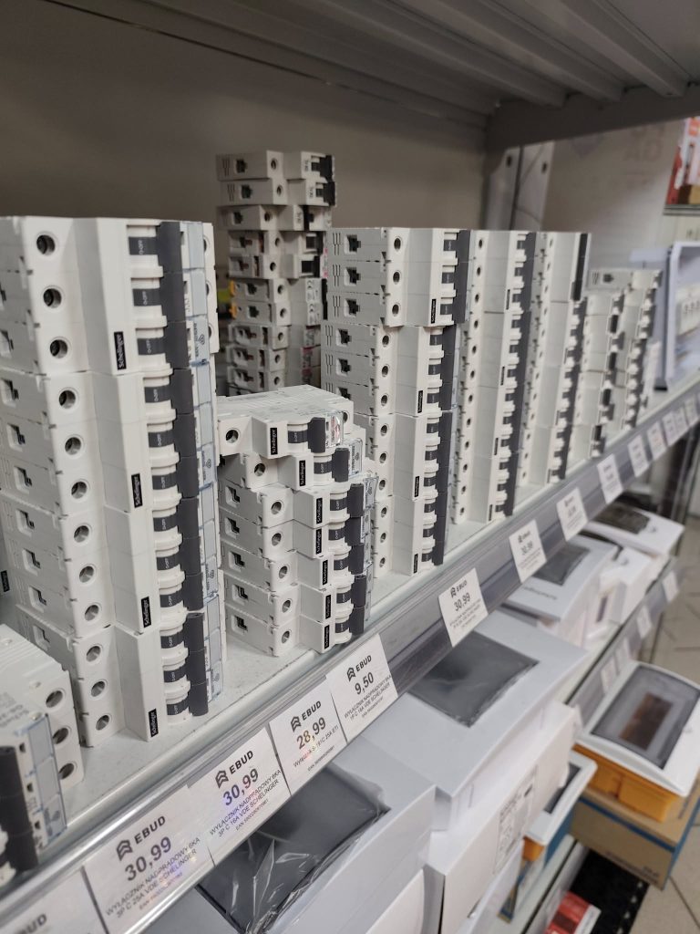 Zapraszamy do naszego sklepu stacjonarnego! Potrzebujesz niezawodnych rozwiązań ...